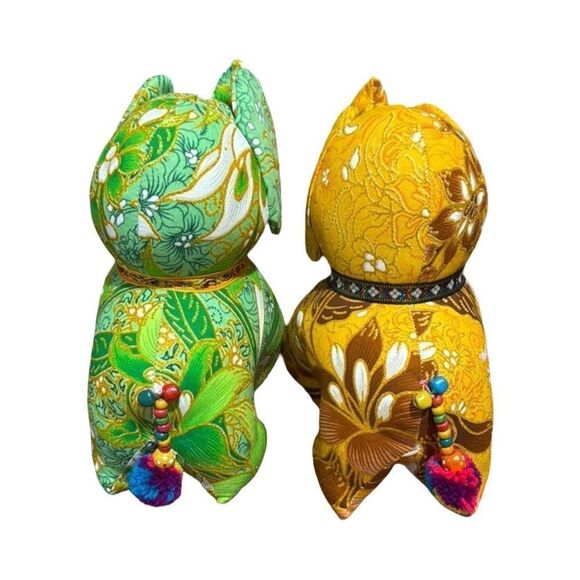 Thai Handmade Colorful Stuffed Elephant Set - Picture 4 of 8